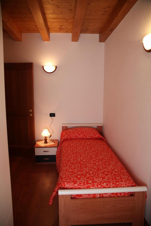 Albergo Diffuso Valcellina E Val Vajont In Cimolais Basoia Exterior photo
